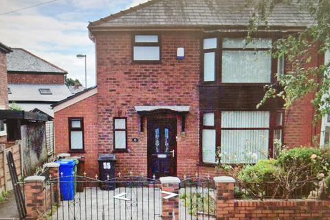 Scott Road, Droylsden, M43 7UU... 3 bed semi