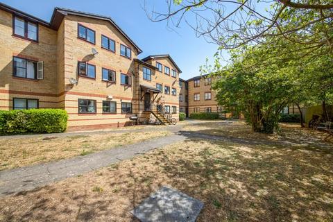 Foxwell Mews, Brockley, London, SE4 1 bed apartment for sale