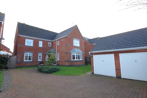 Burrough Way, Lutterworth LE17 4 bed detached house for sale