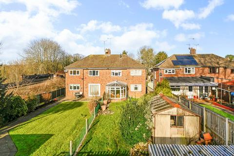 Chart Road, Ashford, Kent, TN23 3 bed semi