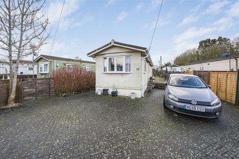 Cranbourne Hall Park, Winkfield, Windsor 1 bed mobile home for sale