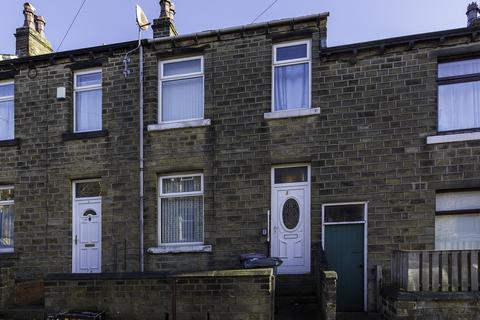 Lawrence Road, Huddersfield HD1 2 bed terraced house for sale