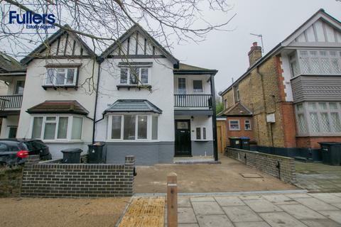 Cecil Road, Enfield EN2 3 bed semi