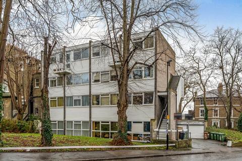 Granville Park, Lewisham 2 bed maisonette for sale