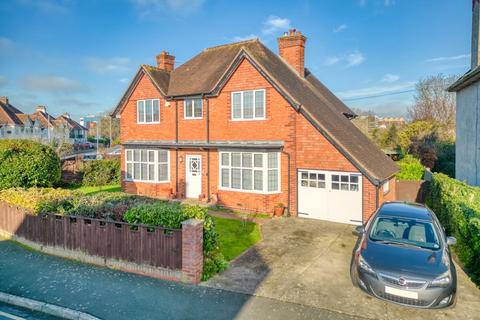 56 MANOR ROAD, TAUNTON 4 bed detached house for sale