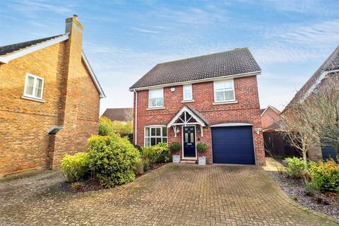 Petworth Close, Great Notley, Braintree 4 bed detached house for sale