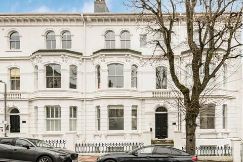 Buckingham Road, Brighton, East... 2 bed flat for sale