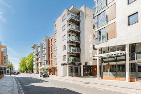 Castle Place, Southampton SO14 2 bed flat for sale