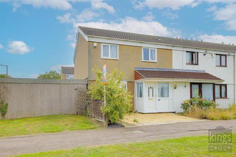 Spruce Hill, Harlow 3 bed end of terrace house for sale