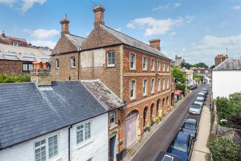 Tarrant Street, Arundel 4 bed house for sale