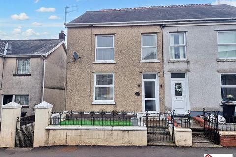 Gwilym Road, Cwmllynfell, Swansea... 3 bed semi