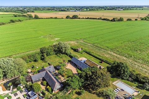 Birdham, Chichester, West Sussex, PO20 3 bed bungalow for sale