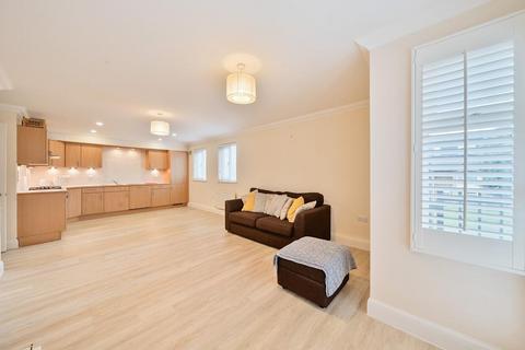 Balham High Road, Balham 2 bed flat for sale