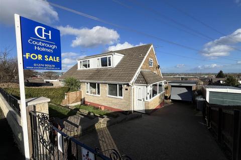Markfield Close, Bradford BD12 3 bed semi