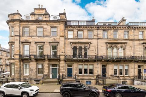 Rothesay Place, West End, Edinburgh 2 bed apartment for sale