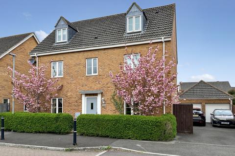 Bashkir Road, Westbury 5 bed detached house for sale