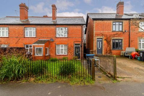 Lagham Road, Godstone 2 bed terraced house for sale