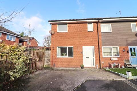 Brindley Drive, Manchester M28 3 bed semi