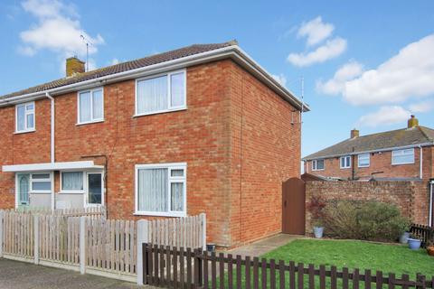 Brooks Way, Romney Marsh TN29 3 bed semi