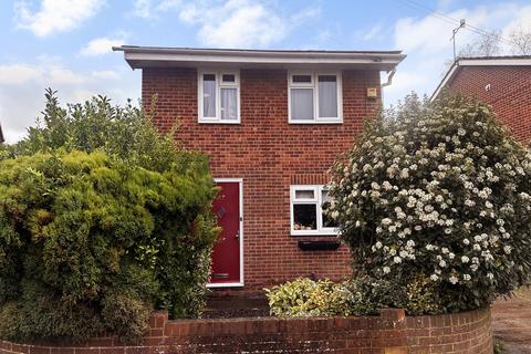 WOKING 3 bed detached house for sale