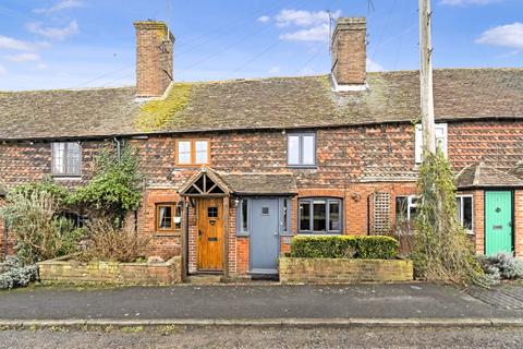 Staplehurst, Tonbridge TN12 3 bed terraced house for sale