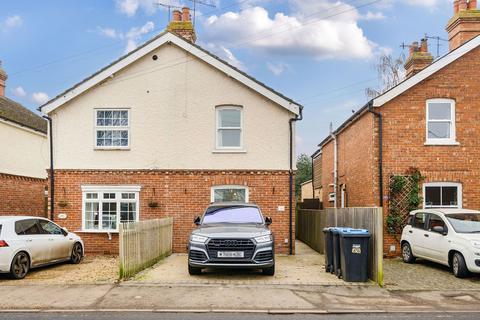 Station Road, Lingfield RH7 2 bed cottage for sale