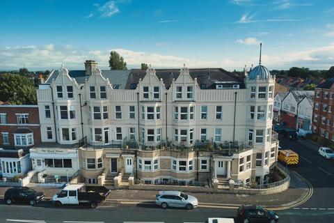 Morecambe LA4 2 bed apartment for sale