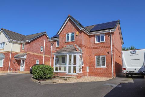 Heysham, Morecambe LA3 4 bed detached house for sale