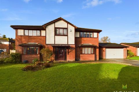 Watkin Drive, Oswestry 4 bed detached house for sale