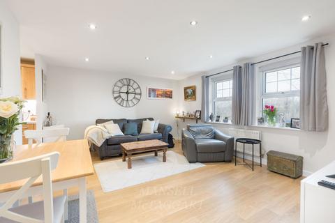 Woodfield Road, Crawley RH10 1 bed flat for sale