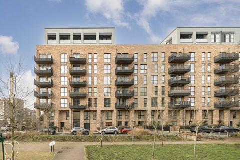 Whelan Road, London W3 1 bed flat for sale