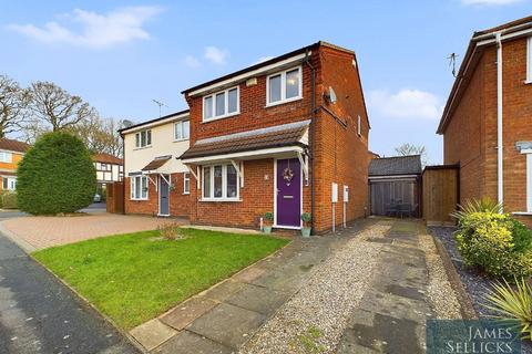 Oakmeadow Way, Groby, Leicestershire 3 bed semi
