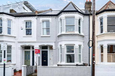 Daphne Street, Earlsfield 2 bed maisonette for sale