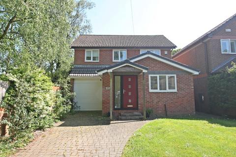 The Badgers, Netley Abbey, SO31 5PT 4 bed detached house for sale