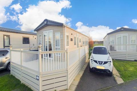 St. John's Road, Whitstable, Kent 2 bed park home for sale