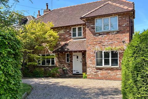 Chester Road, Stockport SK7 5 bed detached house for sale