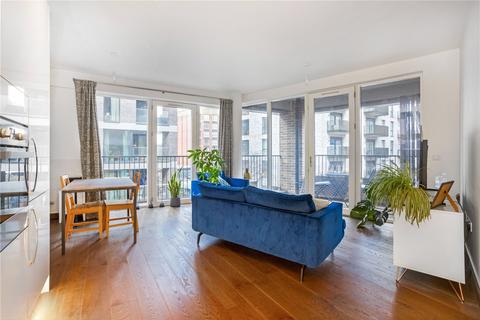 Smeed Road, London, E3 2 bed apartment for sale