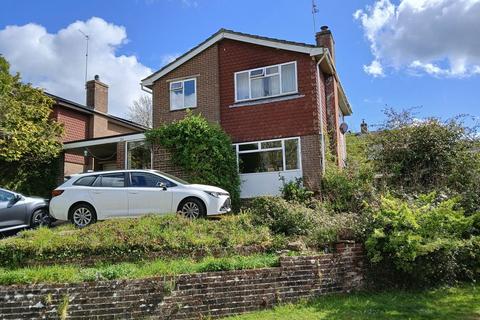 Carters Way, Wisborough Green 4 bed detached house for sale
