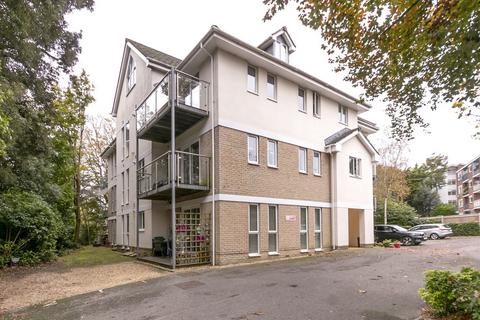 Emeralds, North Road Parkstone 2 bed apartment for sale