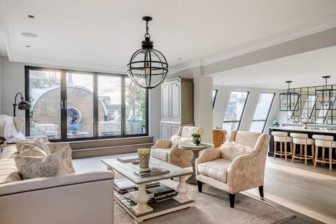 Tavistock Street, Covent Garden WC2 3 bed penthouse for sale