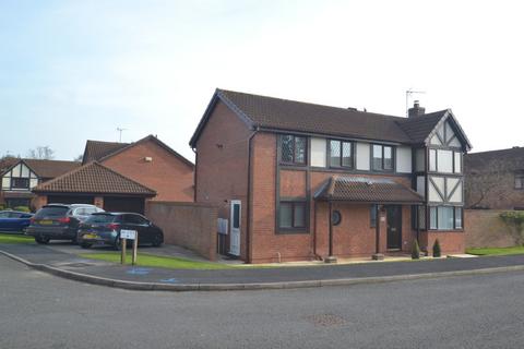 Broomwood Close, Grantham 4 bed detached house for sale
