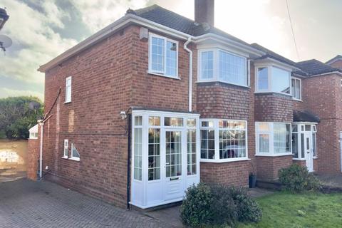 Romilly Close, Sutton Coldfield, B76 2TN 3 bed semi