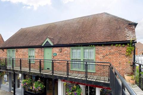 Baffins Lane, Chichester 2 bed penthouse for sale