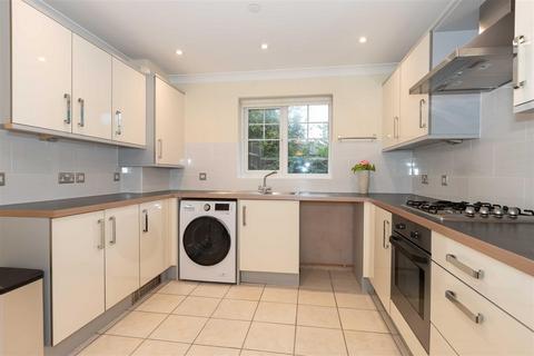 Mill Road, Worthing 2 bed bungalow for sale