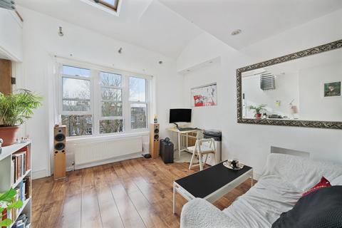 Garlinge Road, West Hampstead, NW2 1 bed flat for sale