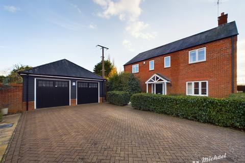 Stoke Hammond, Milton Keynes MK17 5 bed detached house for sale