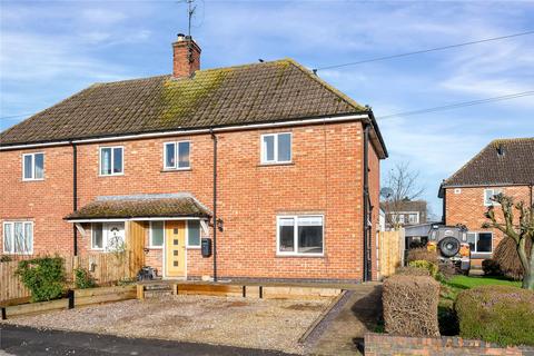 Hillcrest Avenue, Leicester LE8 3 bed semi