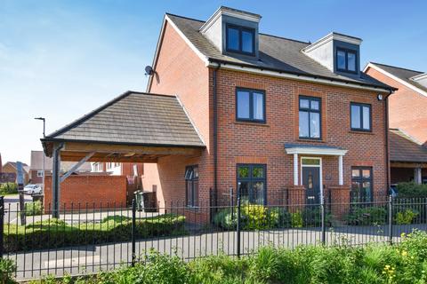 Corbett Place, Maldon, Essex, CM9 5 bed detached house for sale
