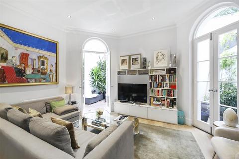 London SW7 2 bed flat for sale