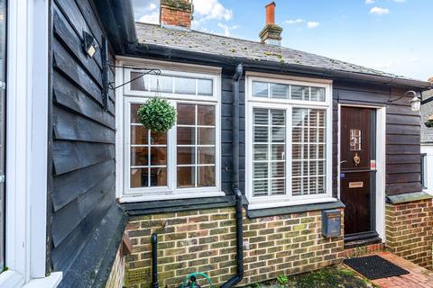 Castle Bungalows Church Street... 2 bed semi